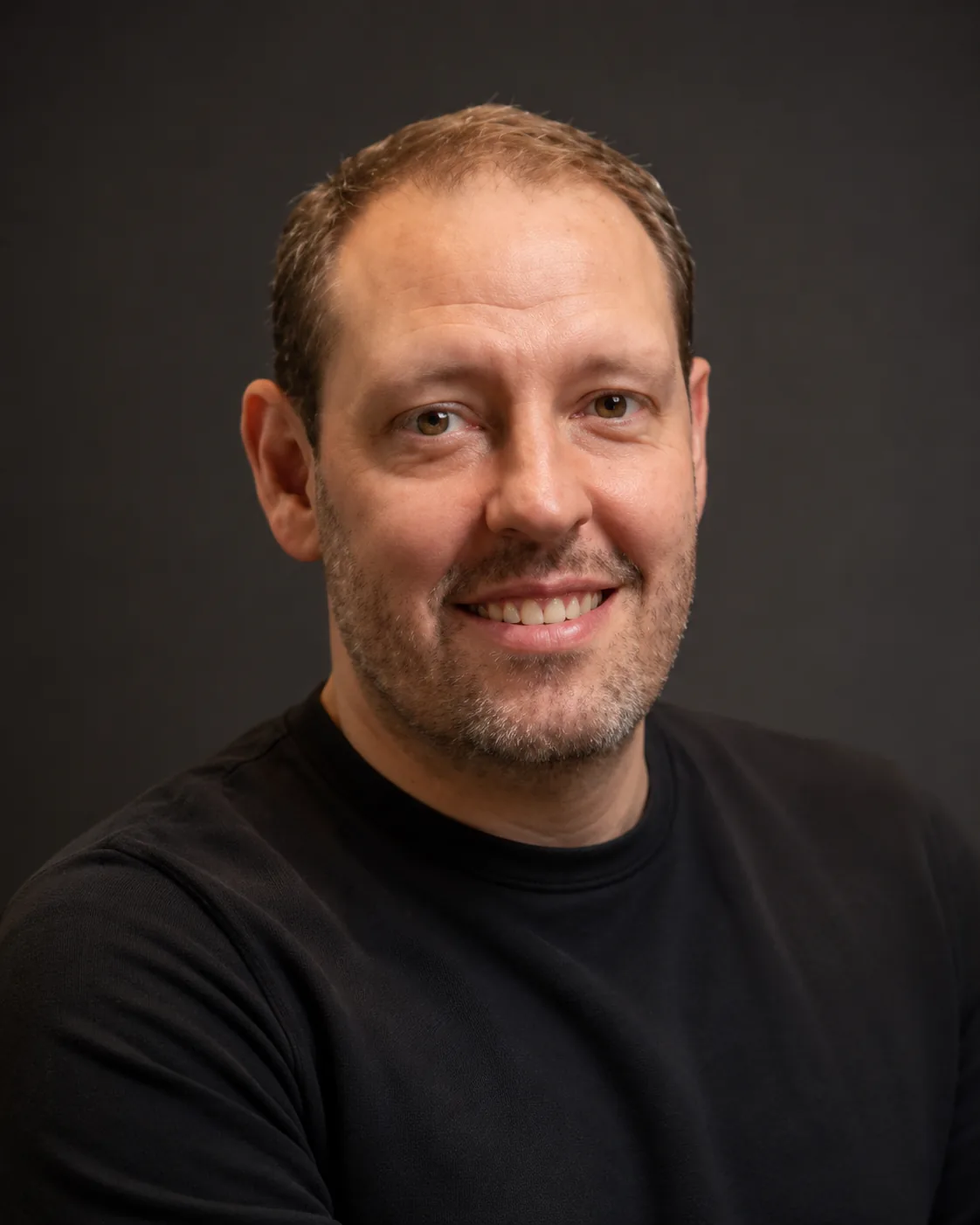 Retrato de André Caron, criador da Cartilha Decisão MEI